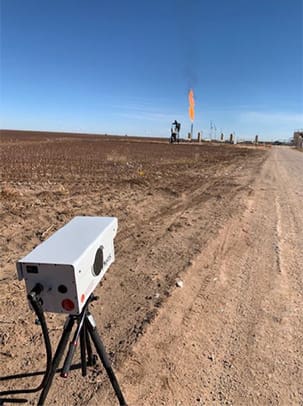 Optical imaging of active flare combustion